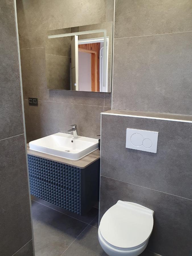 Zg Zapad Apartamento Zagreb Exterior foto