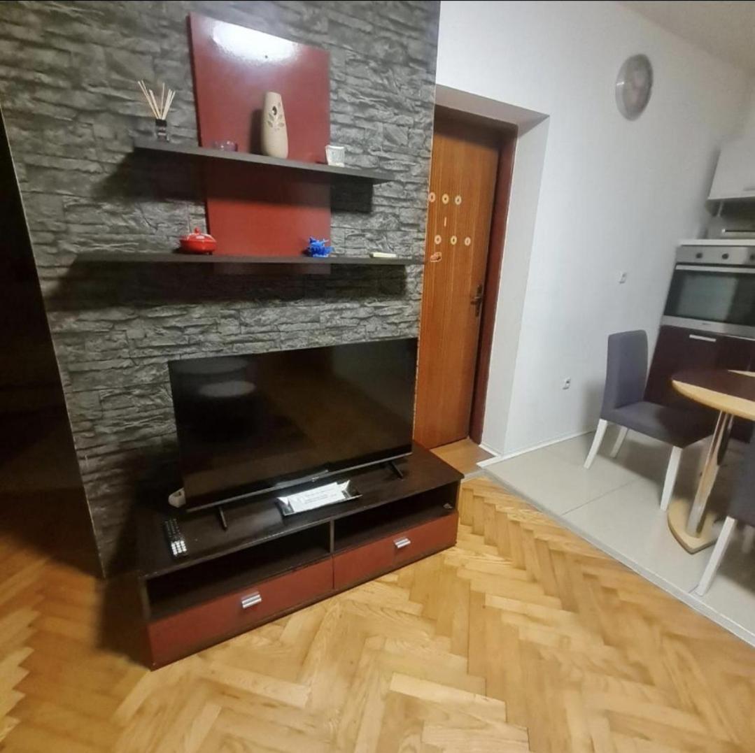 Zg Zapad Apartamento Zagreb Exterior foto