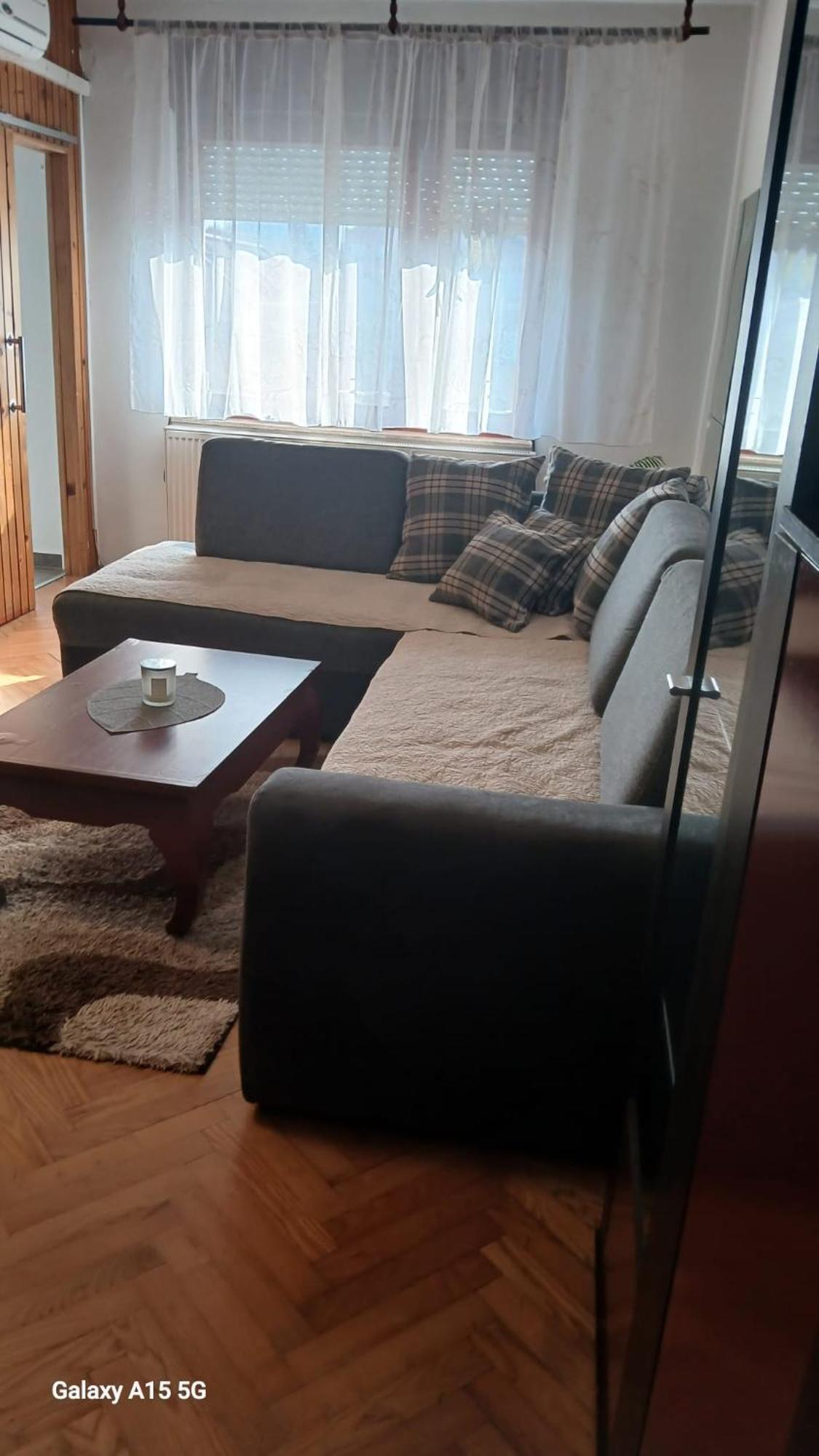 Zg Zapad Apartamento Zagreb Exterior foto