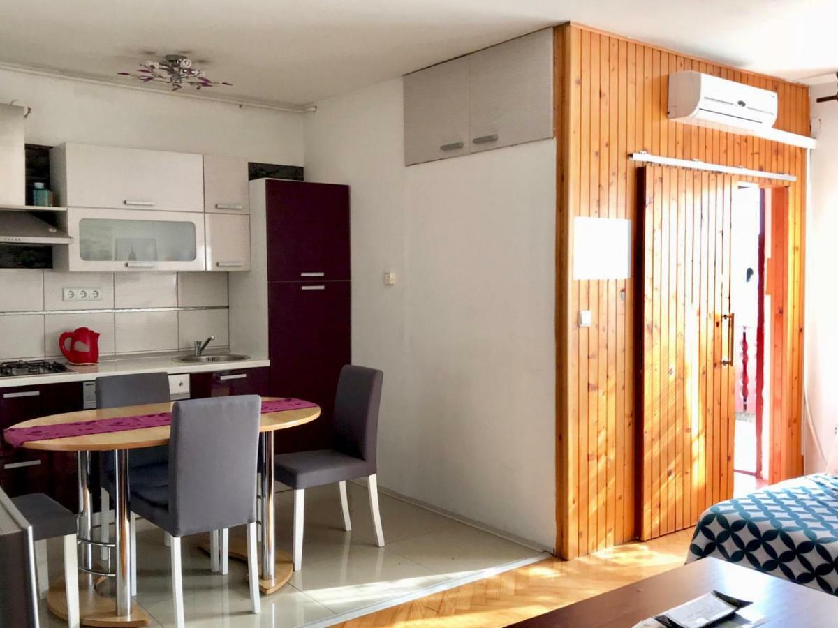 Zg Zapad Apartamento Zagreb Exterior foto